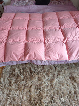 Deky plněné peřím