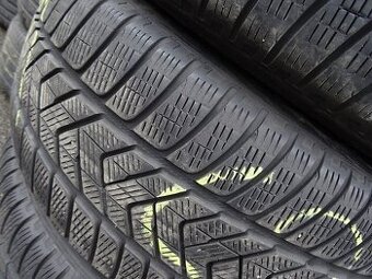 Zimní pneu Pirelli Scorpion,275/45/20, 2 ks, 5,5 mm