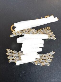 Chanel brosna