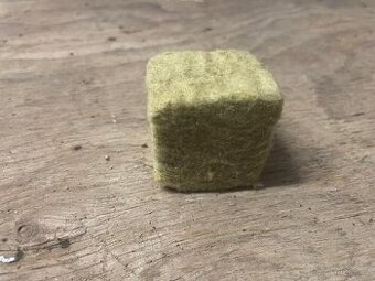 Rockwool sadbovací kostka 40x40 mm bez díry