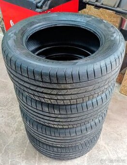 Letní pneu 215/60R16 95V