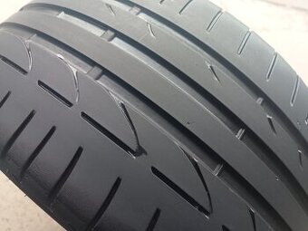 245/35 R18 BRIDGESTONE (0620)