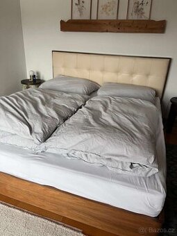 LINEA NATURA masiv 180 x 200 cm PC 45 000,- Kč