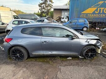 VW Scirocco 2.0 TDI 103 Kw Automat
