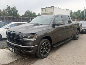 Dodge RAM 1500 SPORT 5.7 HEMI V8 395PS 4x4 NEBOURANÁ