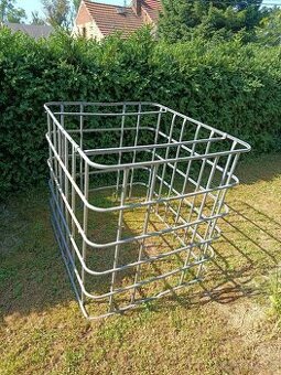 Klec na plastovou nádrž z pozinku (1000l)