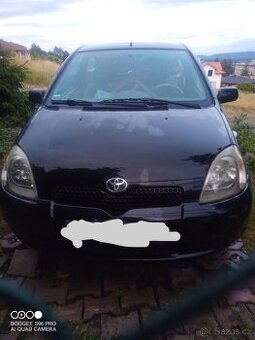 Toyota Yaris I, střešní okno, 1 maj. v ČR, 170t.km