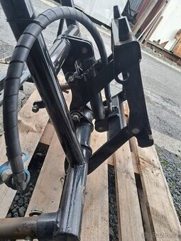 Čelní hydraulika s rámem Piaggio Porter