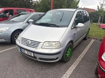 Vw sharan 1.9 TDi 85kw ( 7 míst )