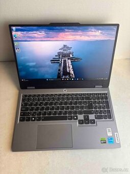 Lenovo LOQ 15IAX9 záruka 12/26