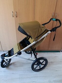 K odeslání Sluneční clona pro Thule Urban Glide 3/4