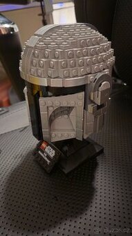 Lego helma Mandalorian