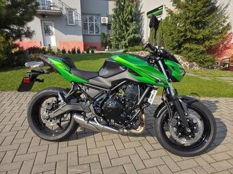 Kawasaki Z650 S model 2026 pouze 394 km najeto