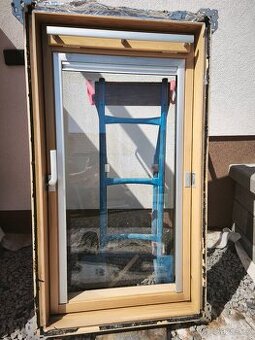 výlezové střešní okno Velux