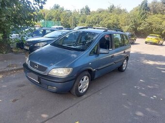 Opel Zafira 1.6i 16V 7 Mistné
