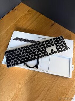 Apple Magic Keyboard s Touch ID + Numeric Keypad – CZ, Black