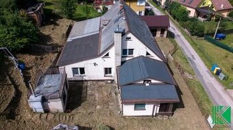 Prodej rodinného domu 220 m², pozemek 1376 m² Bernartice