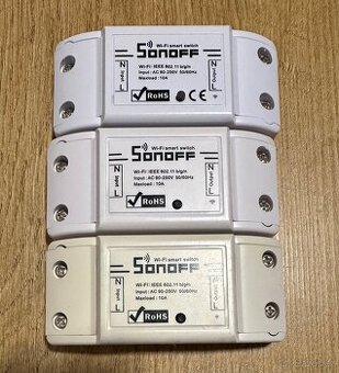 3x Sonoff Basic R2 -  prosím číst popisek 