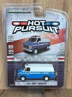 1:64 GREENLIGHT 1987 GMC VANDURA NYPD NEW YORK CITY POLICE D