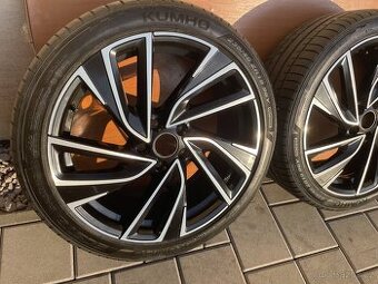 ADELEIDE VERITATE NOVÝ model  orig.skoda Superb3V  5x112  8j