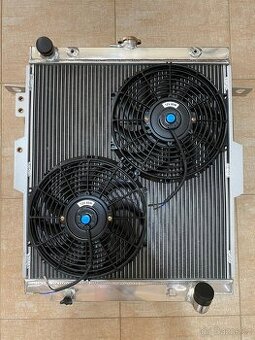CELOHLINÍKOVÝ CHLADIČ TOYOTA LAND CRUISER HDJ/HZJ 78, 79 4,2