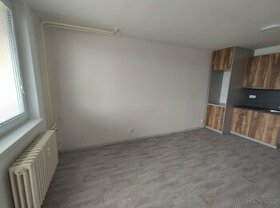 Pronájem 1+kk ( 26 m2) studio flat to rent Brno-Vychodiova