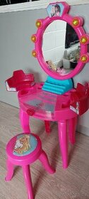 Dětský Barbie stolek