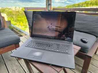 Lenovo notebook 17,3 HD displej, SSD, 8gb nVidia GT, myš