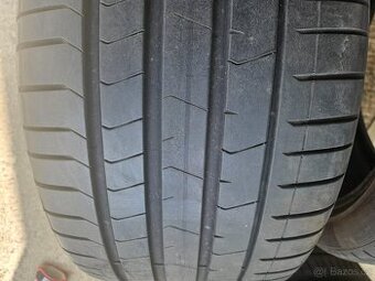 275/40R21 107Y XL RFT P-Zero (PZ4) PIRELLI