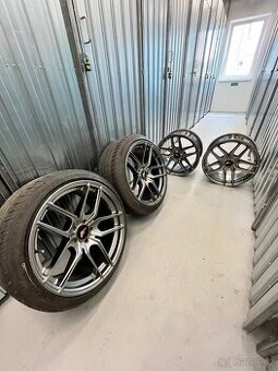 Japan Racing JR25 R18 5x100 Hyper Black
