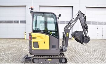 Pásový minibagr Volvo EC18E