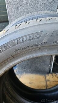 2ks letních Pneu 225/50/R18 Bridgestone