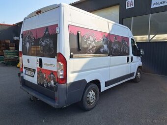 Minibus