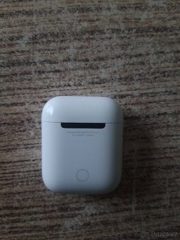 Náhradní obal na Apple airpods 2019