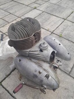 Motor jawa 350-360 panelka
