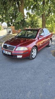 Prodám Škoda Octavia II A5 Elegance, DSG