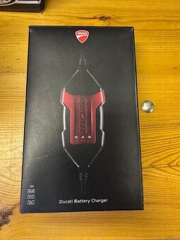 Nabíječka DUCATI Battery Charger