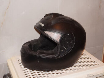 Helma na motorku S motocyklová přilba Schuberth 55-56cm.