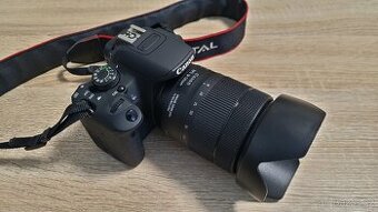 Canon 700D