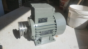 Asynchronní elektromotor MEZ 0,75kw 1380min-1