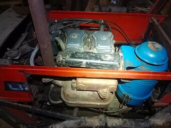 UNI MT8-065 s čelním nakladačem ND5-060