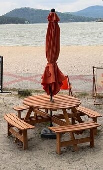 Slunečník se zátěží na vodu