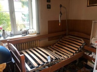 Zdravotní elektrická postel