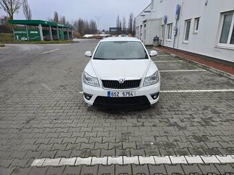 Škoda Octavia 2 FL RS Combi - 1