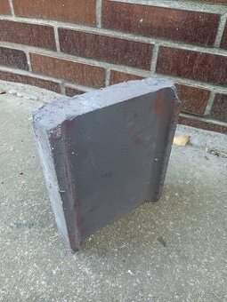 Magnezitové akumulační cihly