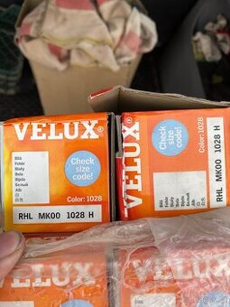 Velux roleta