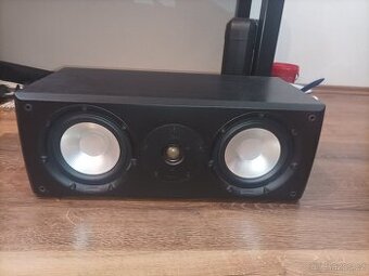 Magnat Quantum center 513