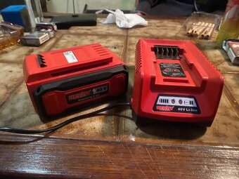 Nabíječka a baterie hecht