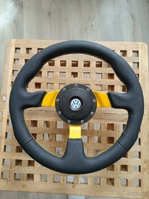 Sportovní volant VW s nábou