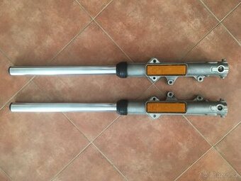 Přední vidlice BMW R45-65